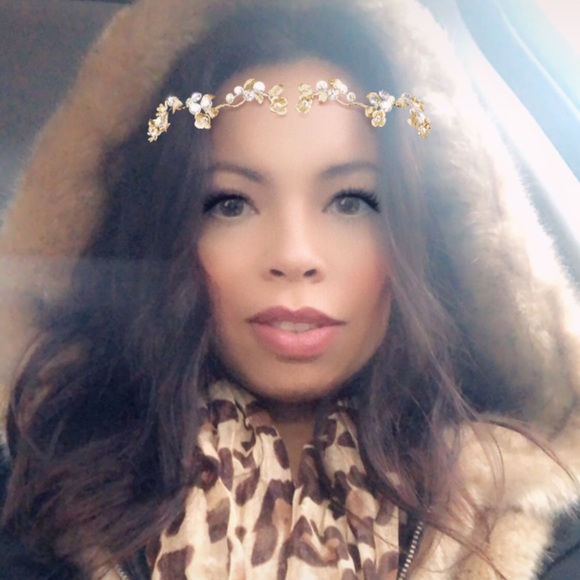 Meet Your Posher 💞 - Picture 2 of 8